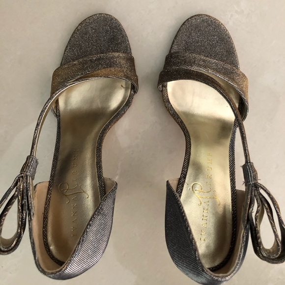 Ivanka Trump iridescent Cecily 3” Heels - Picture 3 of 4